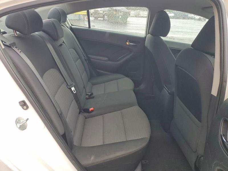 2014 KIA FORTE LX — Фото 10 из 12