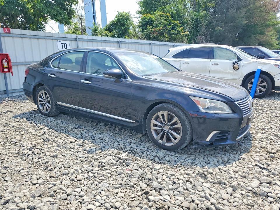2014 LEXUS LS 460 — Фото 4 из 12