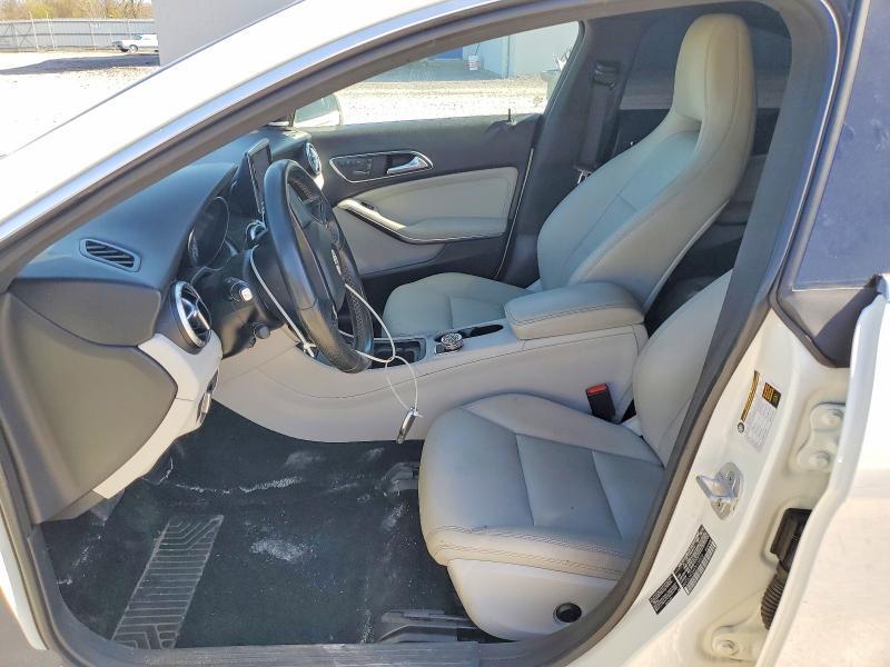 2014 MERCEDES-BENZ CLA 250 — Фото 7 из 12