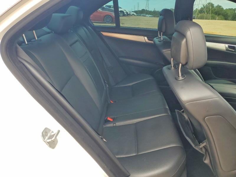 2014 MERCEDES-BENZ C 250 — Фото 10 из 12