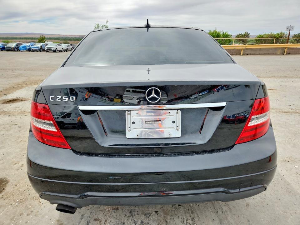 2014 MERCEDES-BENZ C 250 — Фото 6 из 12