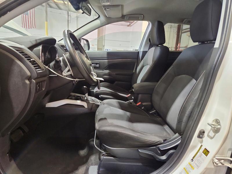 2014 MITSUBISHI OUTLANDER SPORT SE — Фото 7 из 13