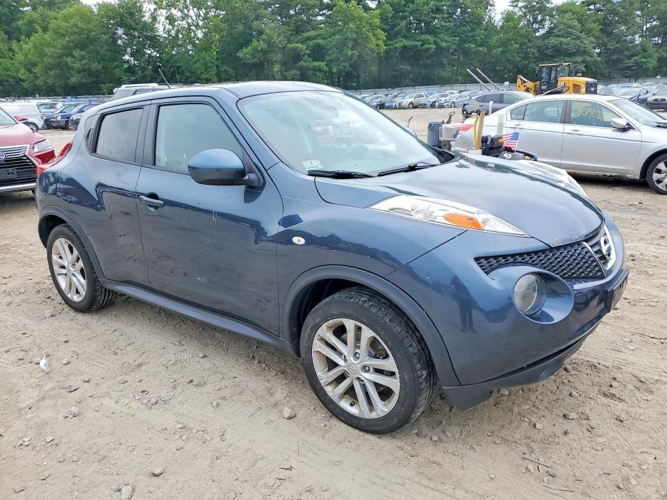 JN8AF5MV0ET359915 2014 NISSAN JUKE photo no. 4