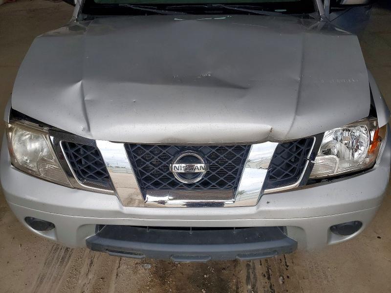 2014 NISSAN FRONTIER — Фото 11 из 12