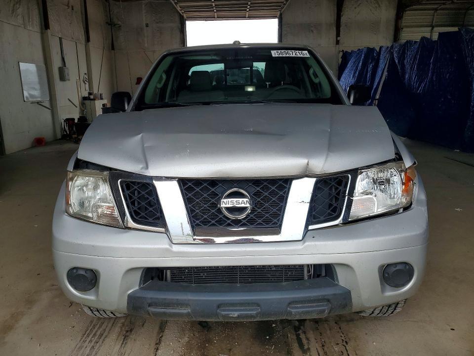 2014 NISSAN FRONTIER — Фото 5 из 12