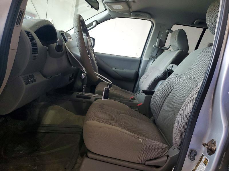 2014 NISSAN FRONTIER — Фото 7 из 12