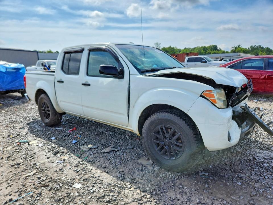 2014 NISSAN FRONTIER SV — Фото 4 из 12