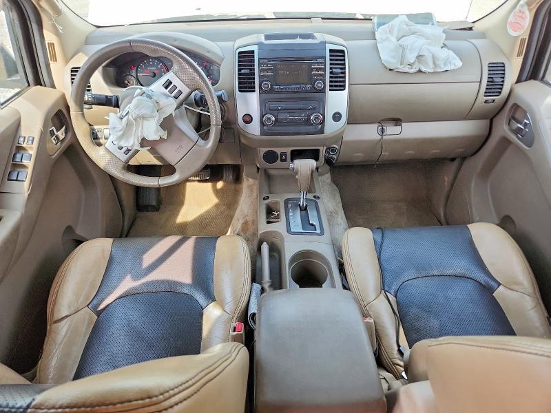 2014 NISSAN FRONTIER SV — Фото 8 из 12