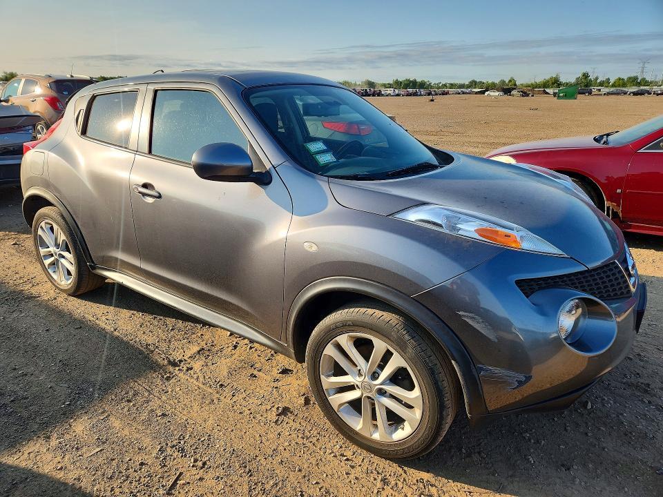 2014 NISSAN JUKE SV — Фото 4 из 13