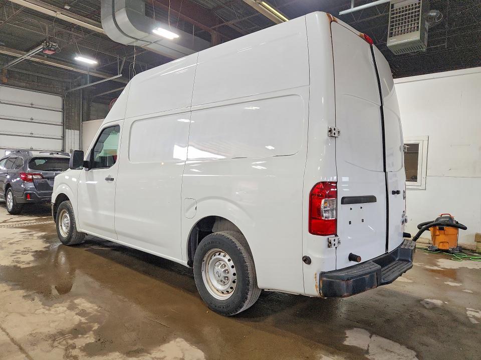 2014 NISSAN NV 2500 — Фото 2 из 13