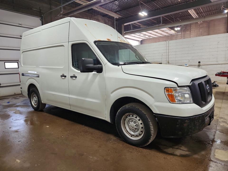 2014 NISSAN NV 2500 — Фото 4 из 13