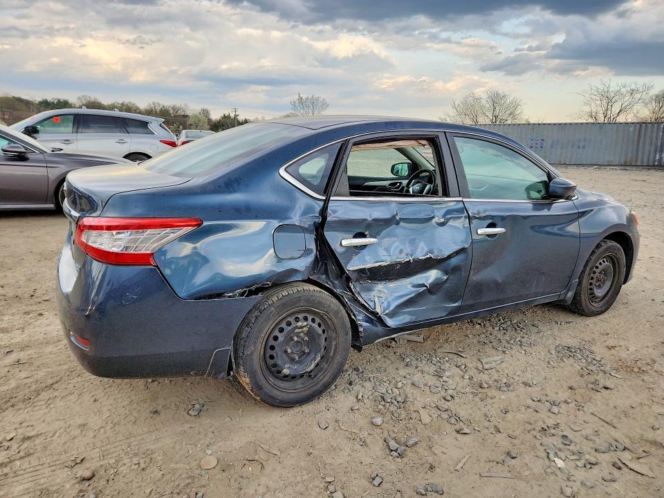 2014 NISSAN SENTRA S — Фото 3 из 12