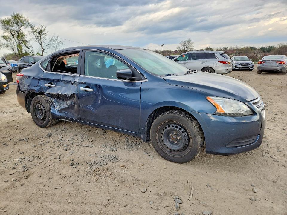2014 NISSAN SENTRA S — Фото 4 из 12
