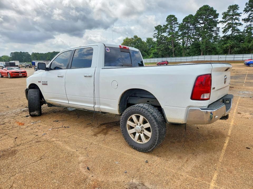 2014 RAM 2500 SLT — Фото 2 из 12