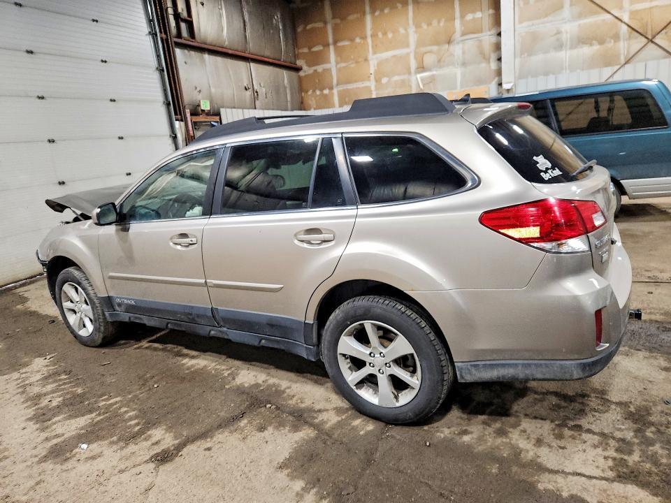 4S4BRBDC3E3296552 2014 SUBARU OUTBACK photo no. 2