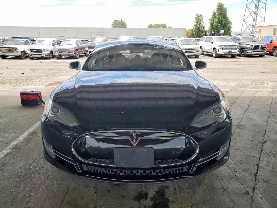 2014 TESLA MODEL 3 — Фото 5 из 12