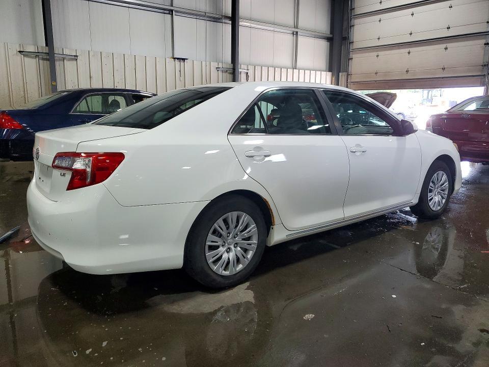 2014 TOYOTA CAMRY LE — Фото 3 из 12