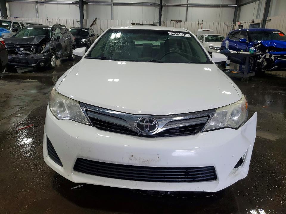2014 TOYOTA CAMRY LE — Фото 5 из 12