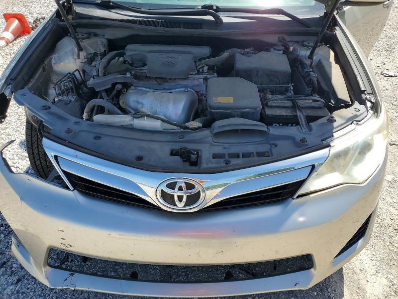 2014 TOYOTA CAMRY LE — Фото 11 из 13
