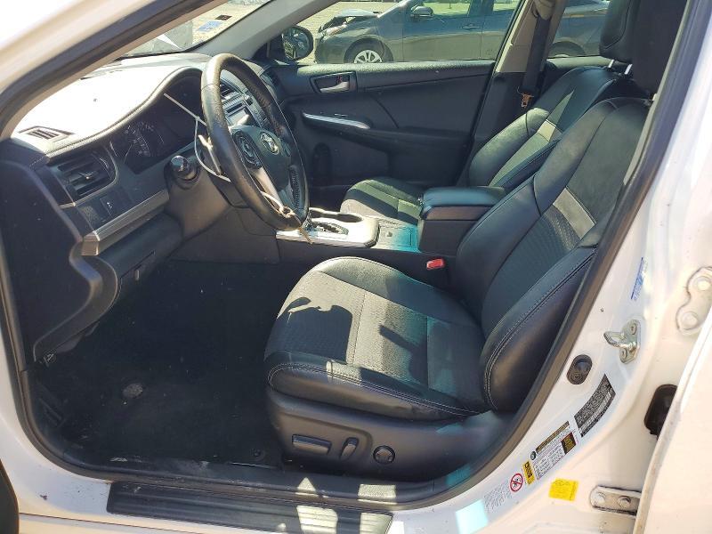 2014 TOYOTA CAMRY SE — Фото 7 из 12