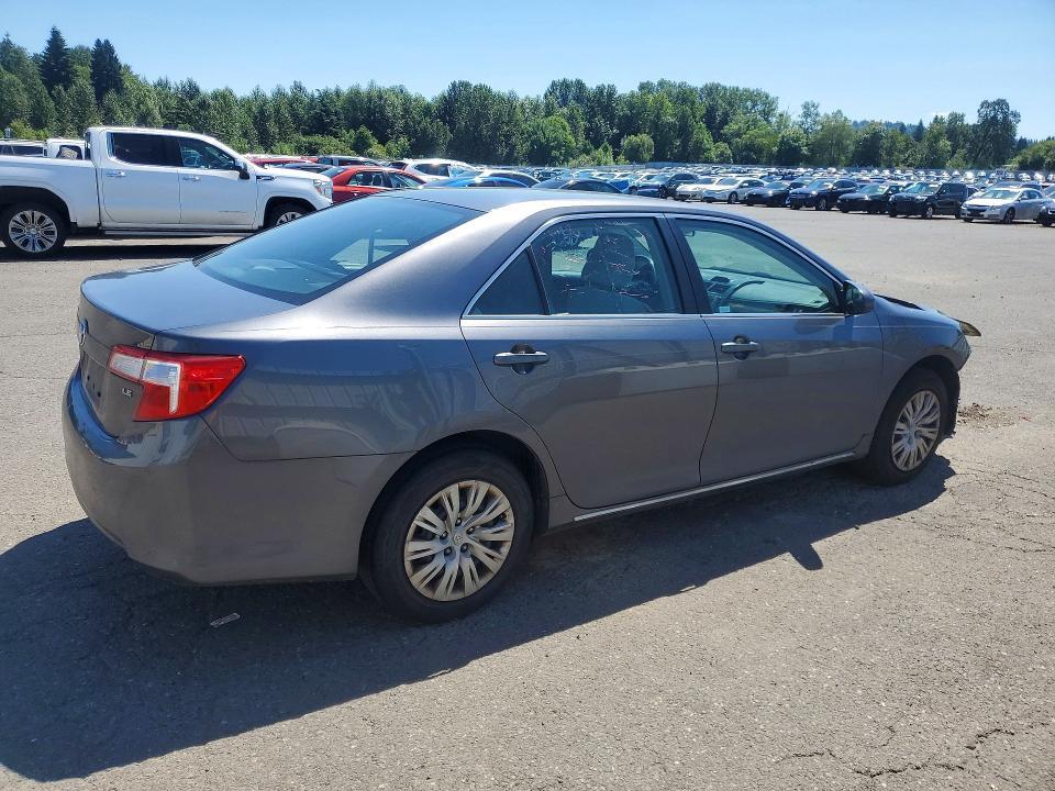 2014 TOYOTA CAMRY LE — Фото 3 из 12