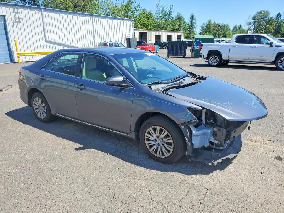 2014 TOYOTA CAMRY LE — Фото 4 из 12