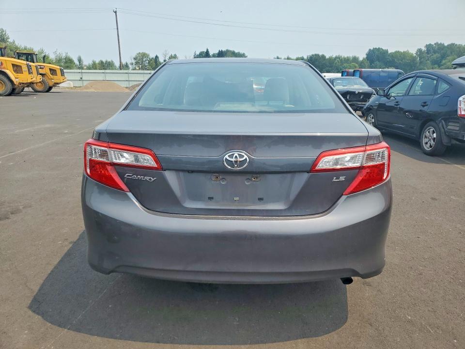 2014 TOYOTA CAMRY LE — Фото 6 из 12