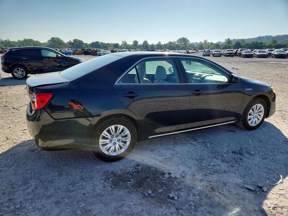 2014 TOYOTA CAMRY HYBRID LE — Фото 3 из 12