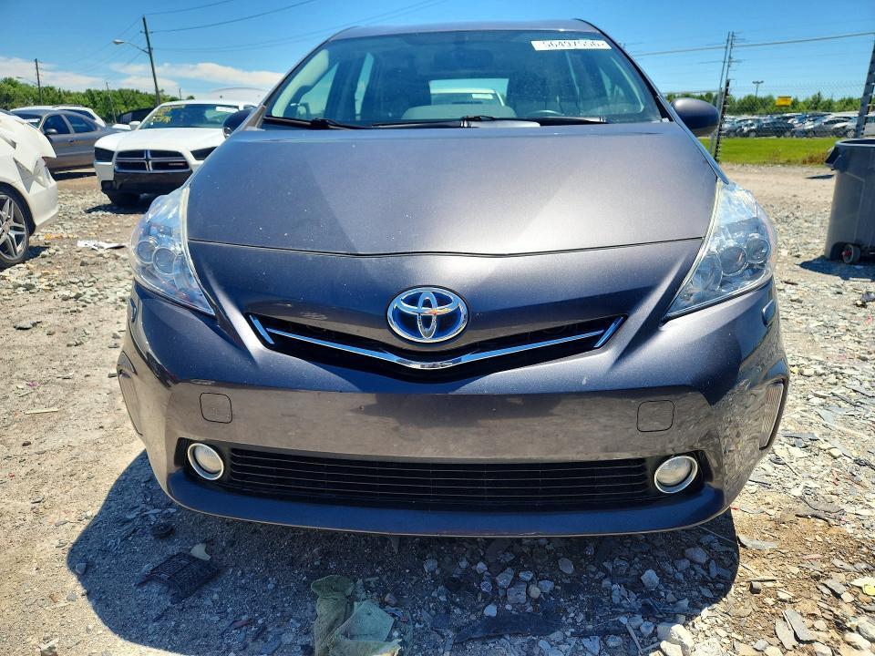 2014 TOYOTA PRIUS V — Фото 5 из 13
