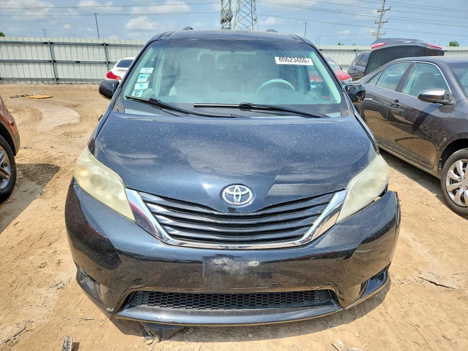 2014 TOYOTA SIENNA LE — Фото 5 из 13