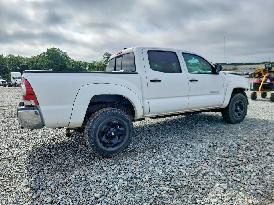 3TMJU4GN6EM169641 2014 TOYOTA TACOMA photo no. 3