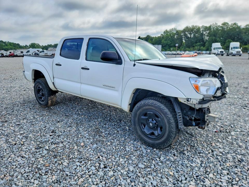 3TMJU4GN6EM169641 2014 TOYOTA TACOMA photo no. 4