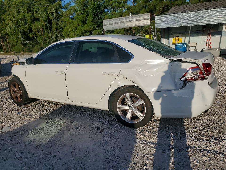 2014 VOLKSWAGEN PASSAT SE — Фото 2 из 12