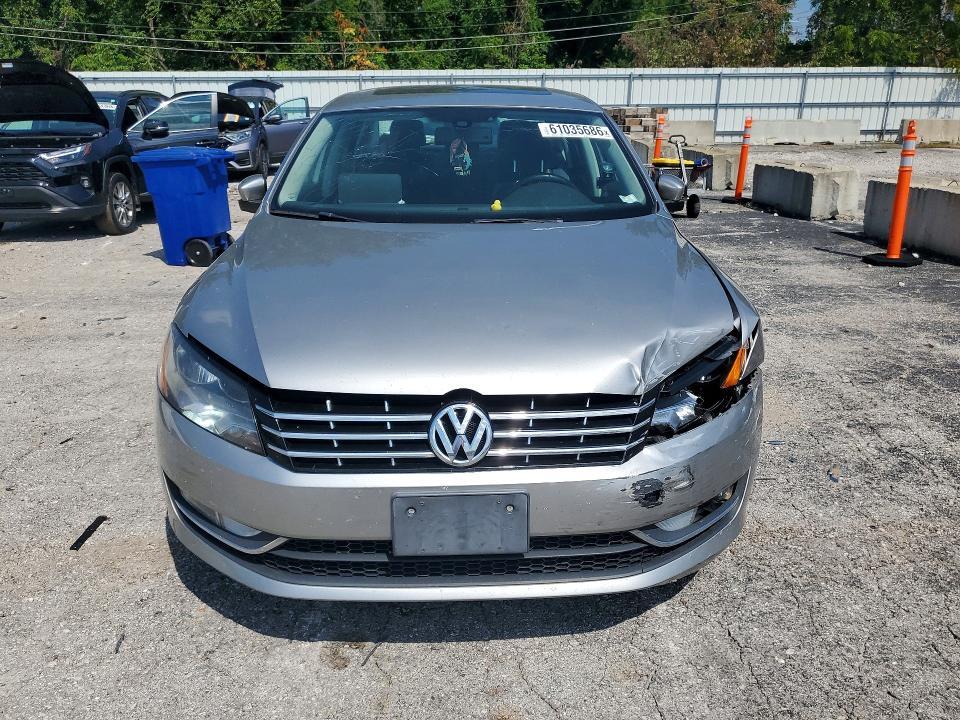 2014 VOLKSWAGEN PASSAT SE — Фото 5 из 12