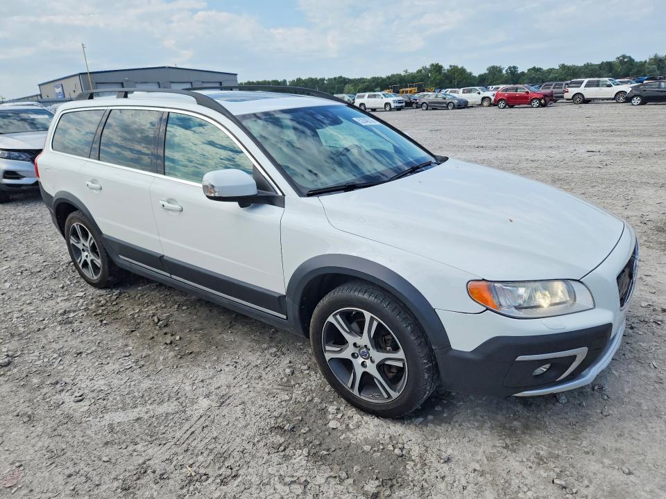 2014 VOLVO XC70 T6 — Фото 4 из 12