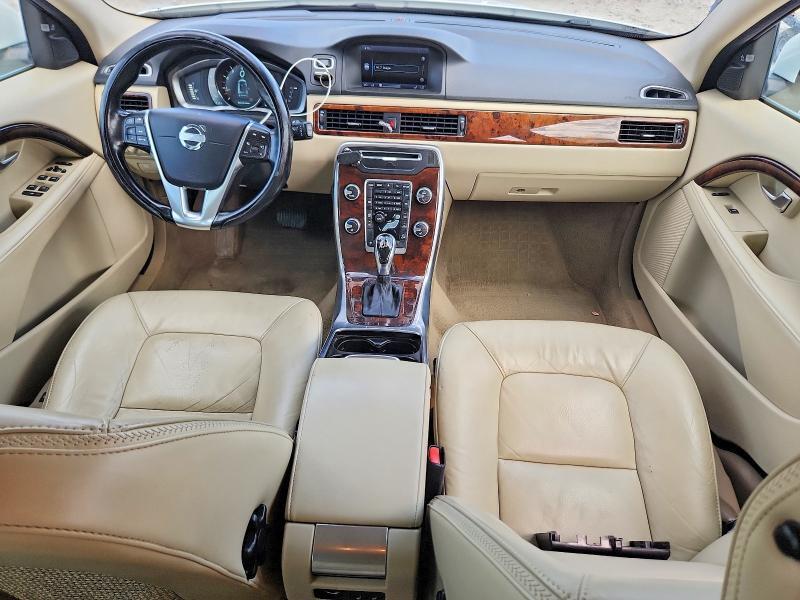 2014 VOLVO XC70 T6 — Фото 8 из 12