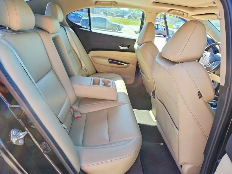 2015 ACURA TLX — Фото 10 из 13