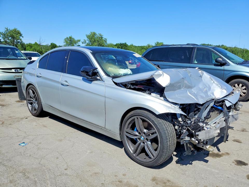 2015 BMW 335 I — Фото 4 из 13
