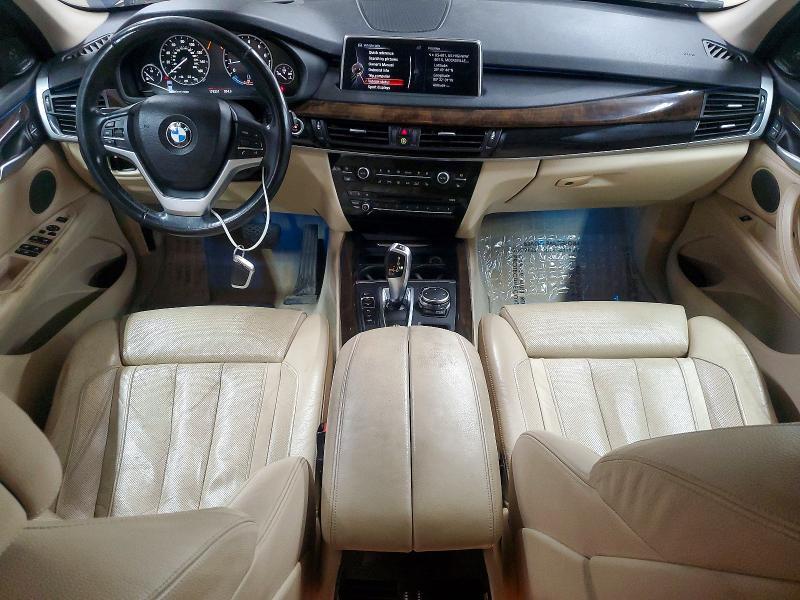 2015 BMW X5 XDRIVE35I — Фото 8 из 13