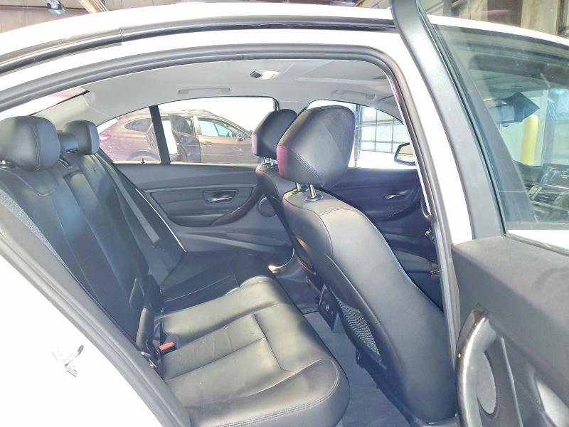 WBA3B3G5XFNR88004 2015 BMW 328 photo no. 10