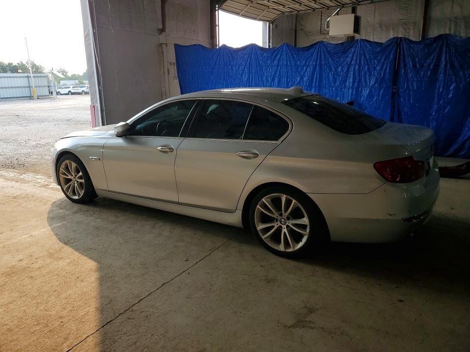2015 BMW 535 XI — Фото 2 из 12