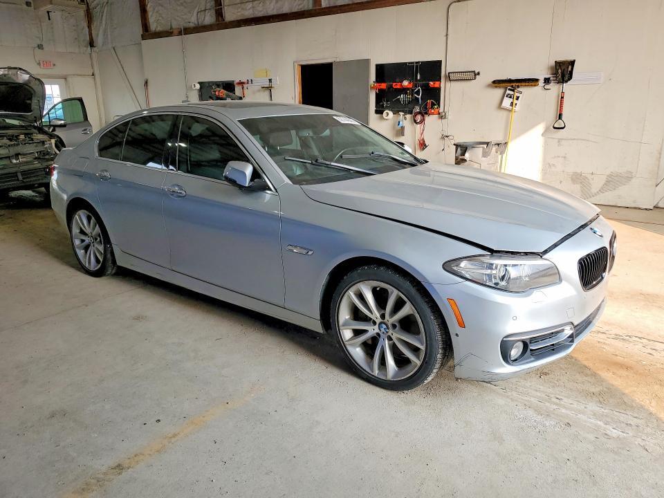2015 BMW 535 XI — Фото 4 из 12