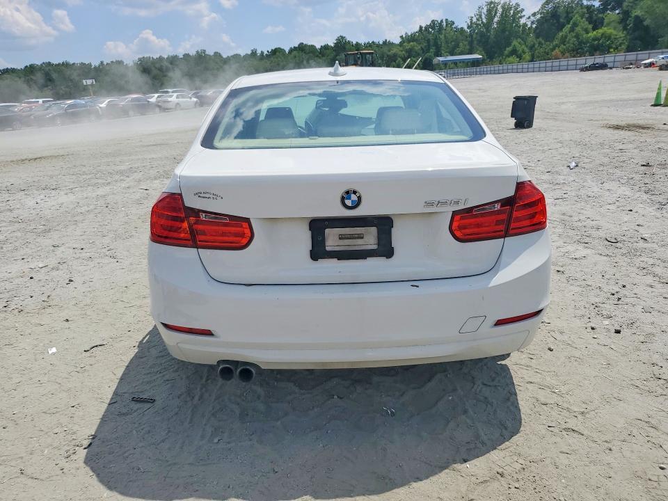 2015 BMW 328 I — Фото 6 из 13