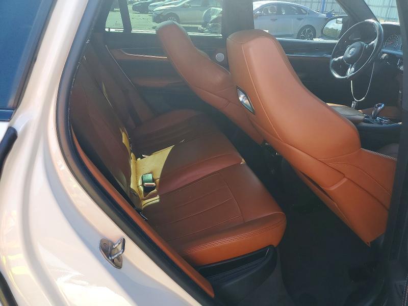 2015 BMW X6 M — Фото 11 из 13