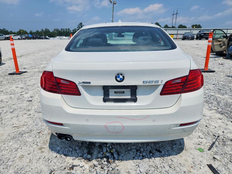 2015 BMW 528 XI — Фото 6 из 13