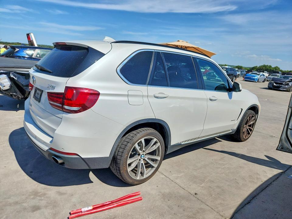 2015 BMW X5 XDRIVE35I — Фото 3 из 13