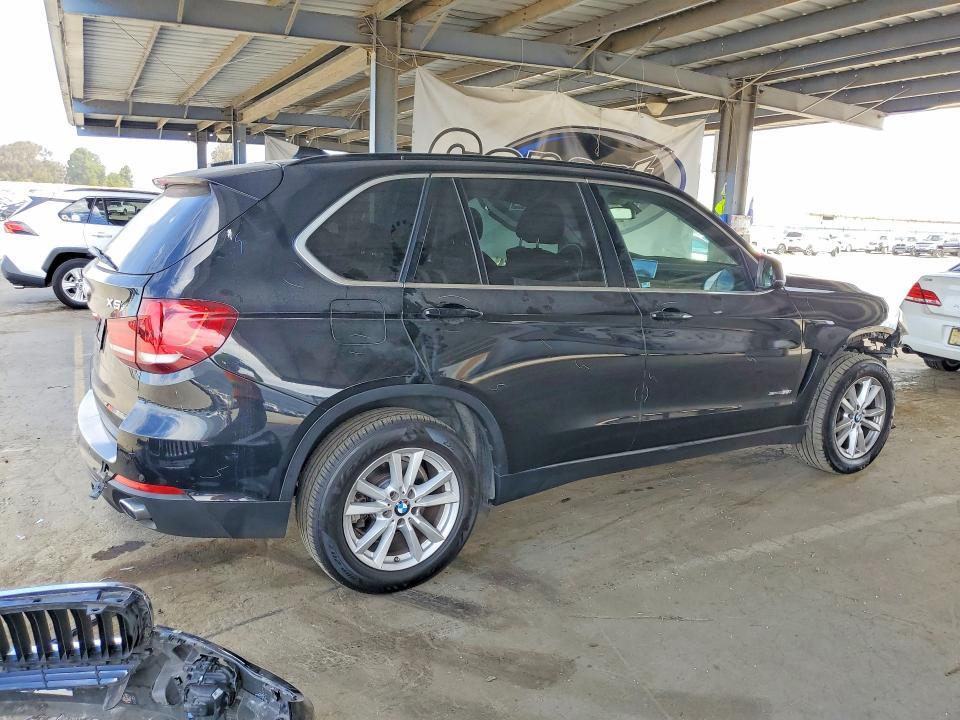 5UXKR2C53F0H39438 2015 BMW X5 photo no. 3
