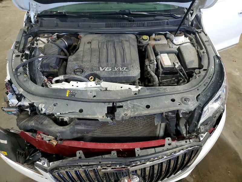 2015 BUICK LACROSSE — Фото 11 из 12