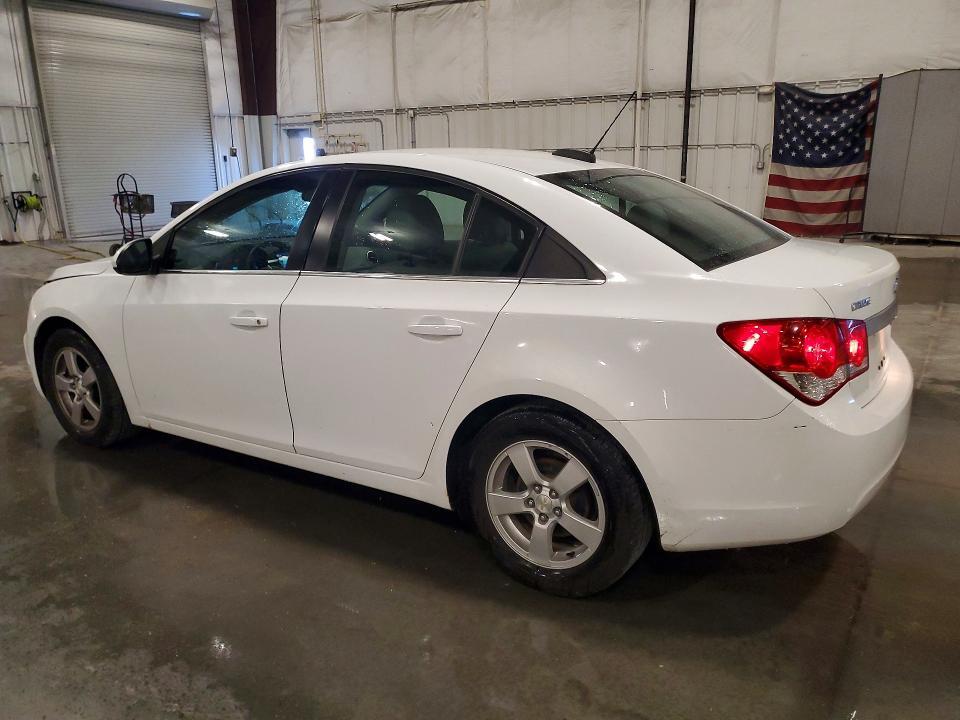 2015 CHEVROLET CRUZE LT — Фото 2 из 12