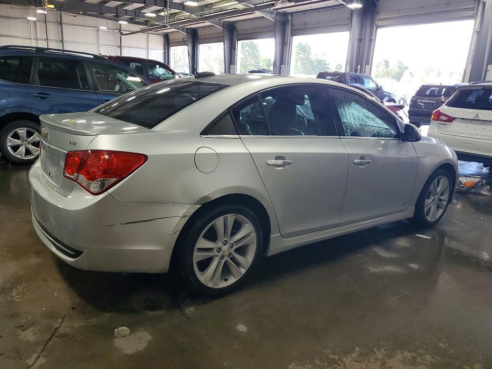 2015 CHEVROLET CRUZE LTZ — Фото 3 из 12